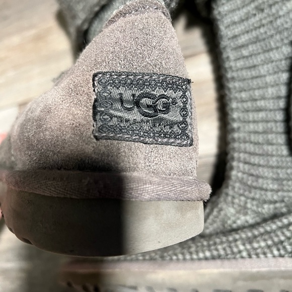 UGG Sheep Skin Women Boots- 10 - Picture 4 of 9